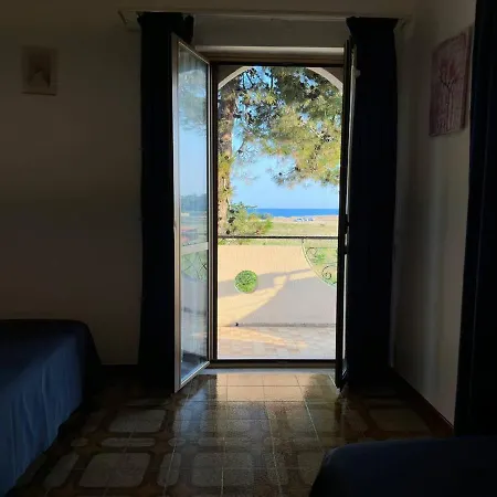 Imbarcadero Bed and breakfast Focà